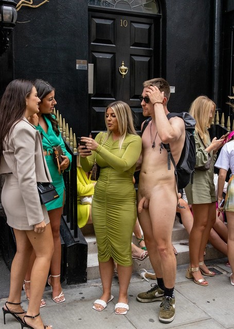 The Girls & an underdressed Guy