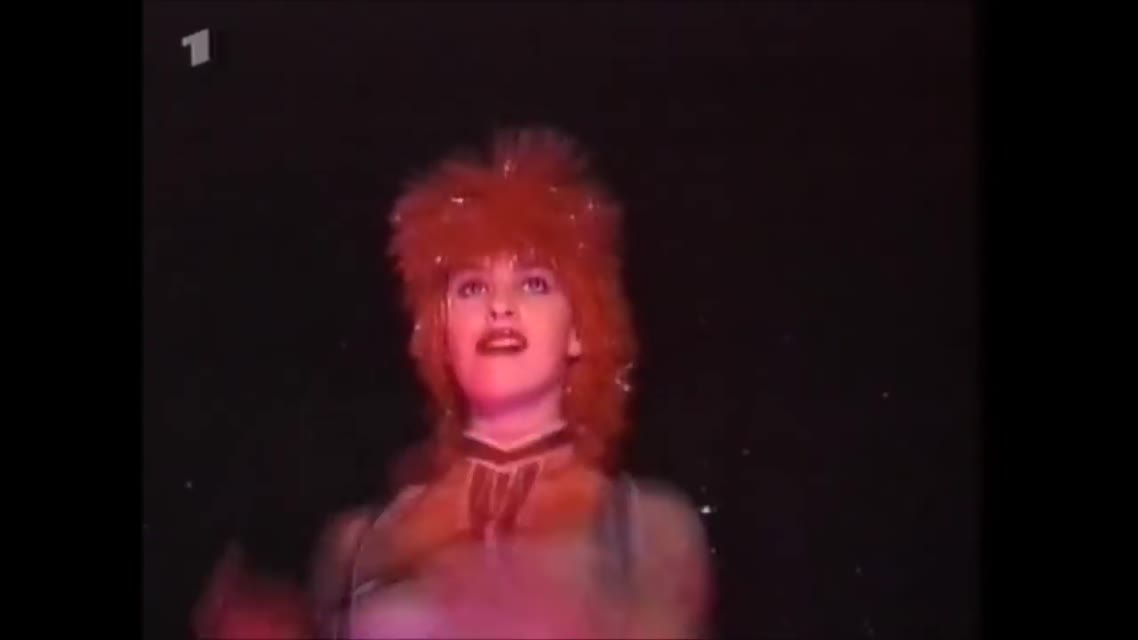 Crazy Horse – Paris Showgirls gets Crazy